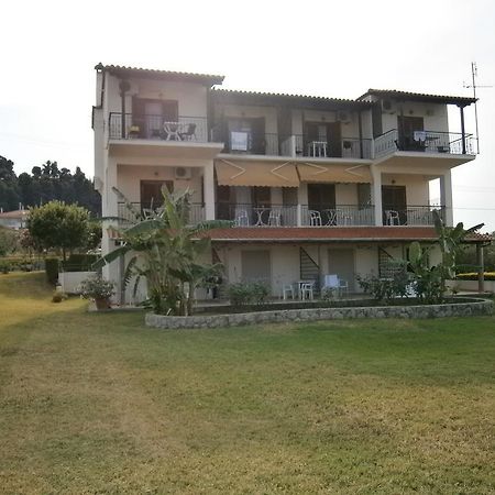 Kiparissis Apartments Kriopigi Exterior foto