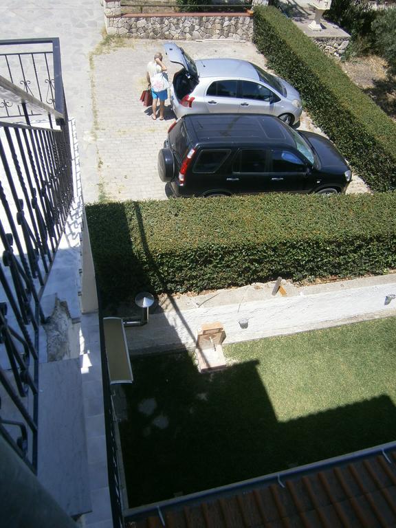 Kiparissis Apartments Kriopigi Exterior foto