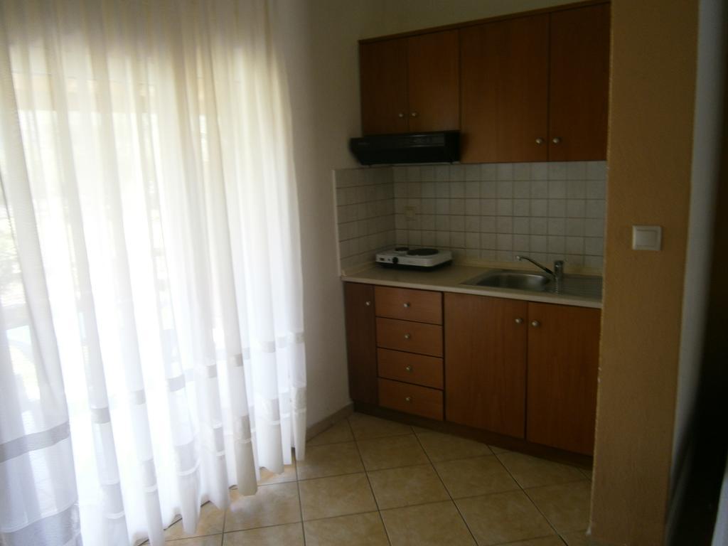 Kiparissis Apartments Kriopigi Exterior foto