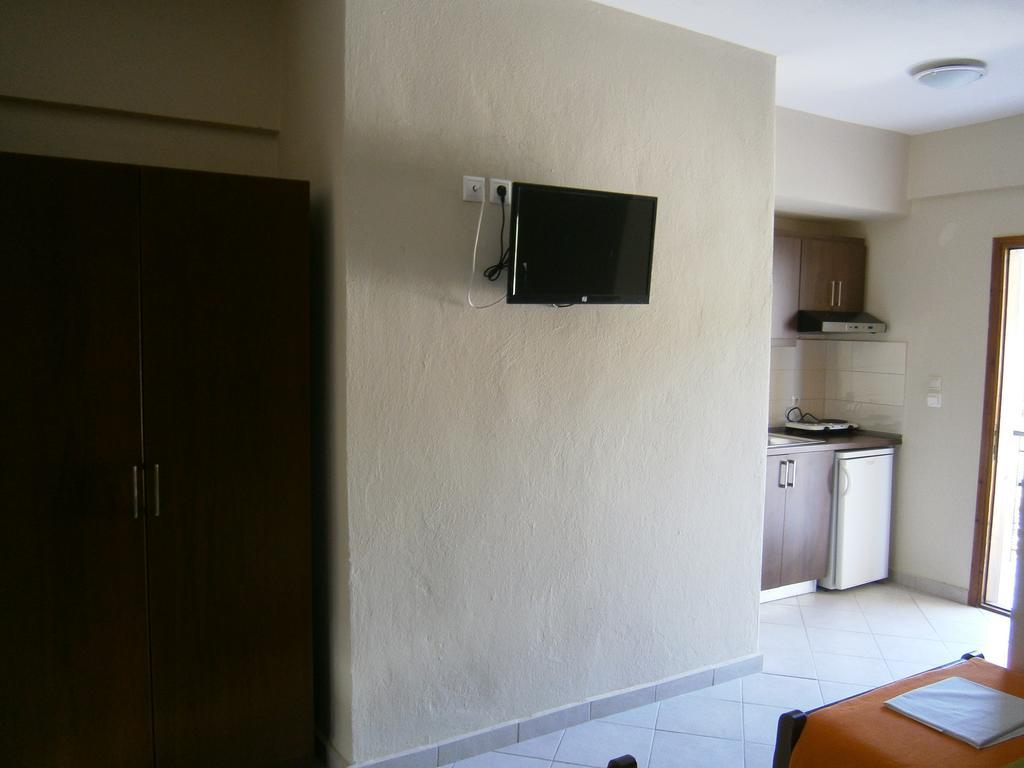 Kiparissis Apartments Kriopigi Exterior foto