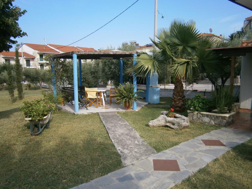 Kiparissis Apartments Kriopigi Exterior foto